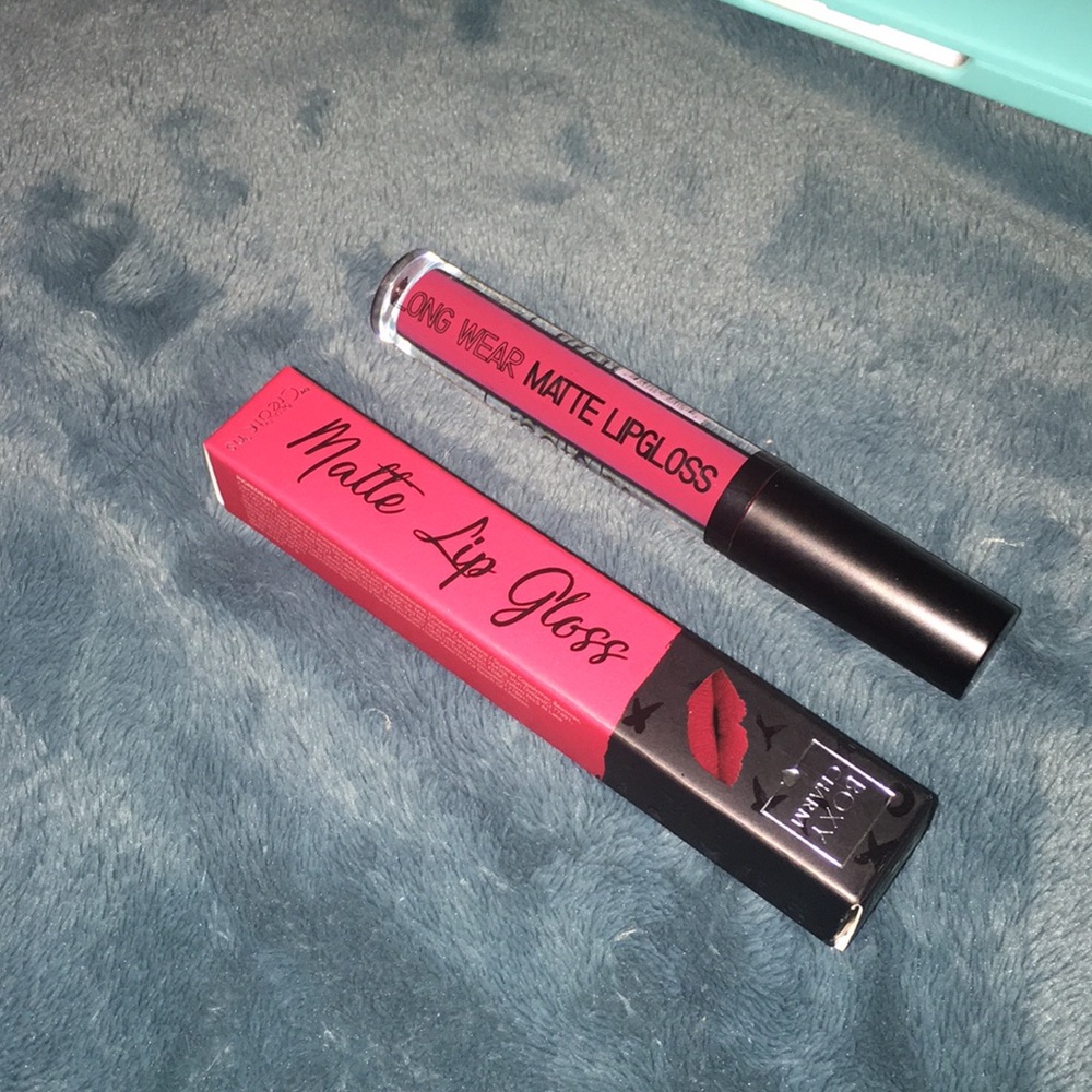 Boxycharm matter lip gloss *Kiss Me*